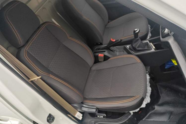 Used Chana Ruixing M80 2021 1.6L Comfort Version 2-Seater Single-Steaming Air-Conditioned China VI Standard Flat Roof with Lift-Up Rear Door DAM16KR