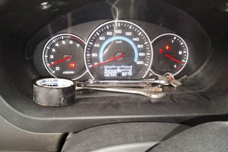 Used Wuling Rongguang V 2018 1.5L Standard Version
