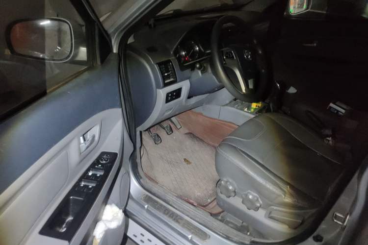 Used BAIC Weiwang M20 2014 1.5L Ultra-Luxury BJ415B