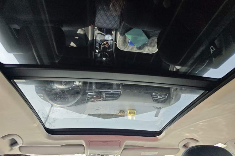 Used Volkswagen Tiguan L 2017 330TSI Automatic Two-Wheel Drive Flagship Edition Headliner