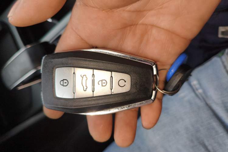 Used Geely Auto Haoyue L 2023 2.0T DCT Prestige Edition
