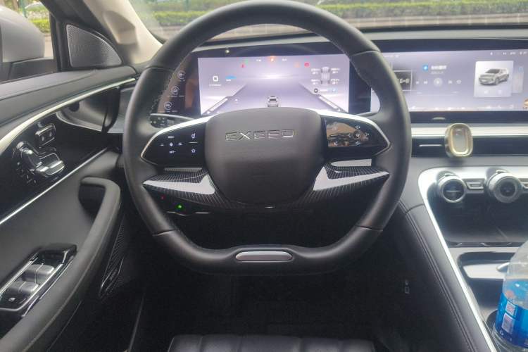 Used EXEED Lingyun 2024 300T Two-Wheel Drive Starlight Edition Steering Wheel