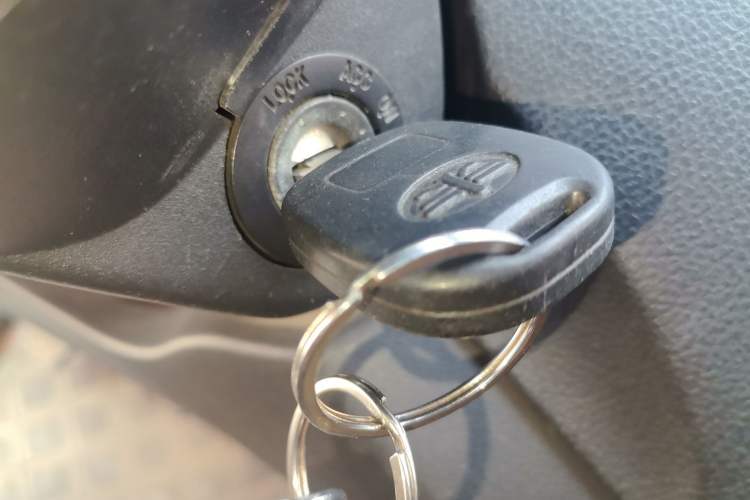 Used FAW Weizhi V5 2012 1.5L Manual Standard Edition
