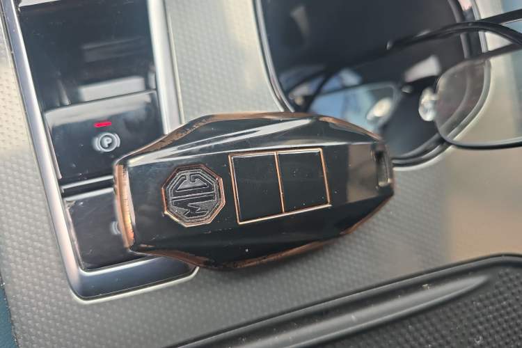 Used MG 7 2023 2.0T Automatic Hunter Luxury Edition
