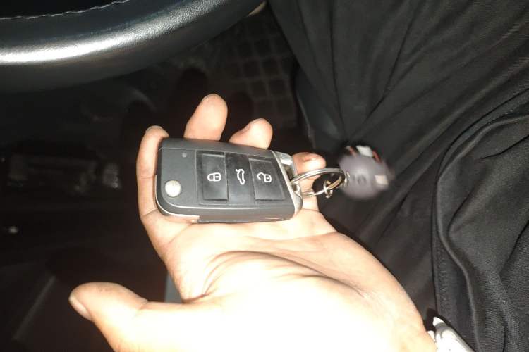 Used Volkswagen Tharu 2021 280TSI Two-Wheel Drive Comfort Edition Vehicle Key