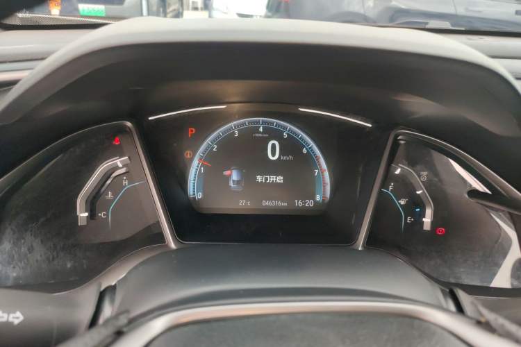 Used Honda Civic 2021 HATCHBACK 220TURBO CVT New Trendsetter Instrument Cluster