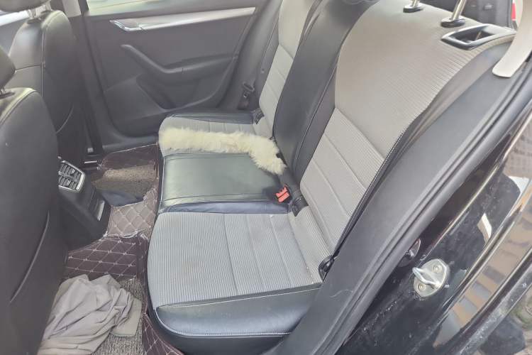 Used Skoda Octavia 2016 1.6L Manual Trend Edition
