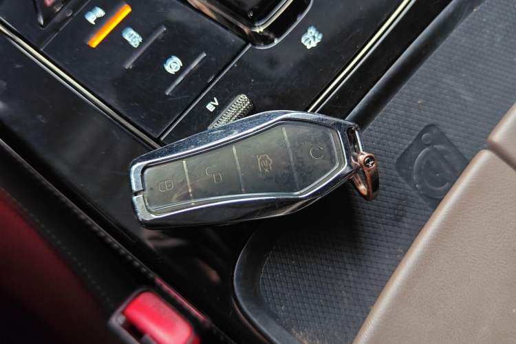 Used BYD Han 2023 DM-i Champion Edition 121KM Prestige Model