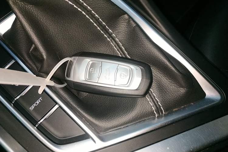 Used Geely Auto Vision X3 2019 Upgraded Model 1.5L CVT Prestige Version
