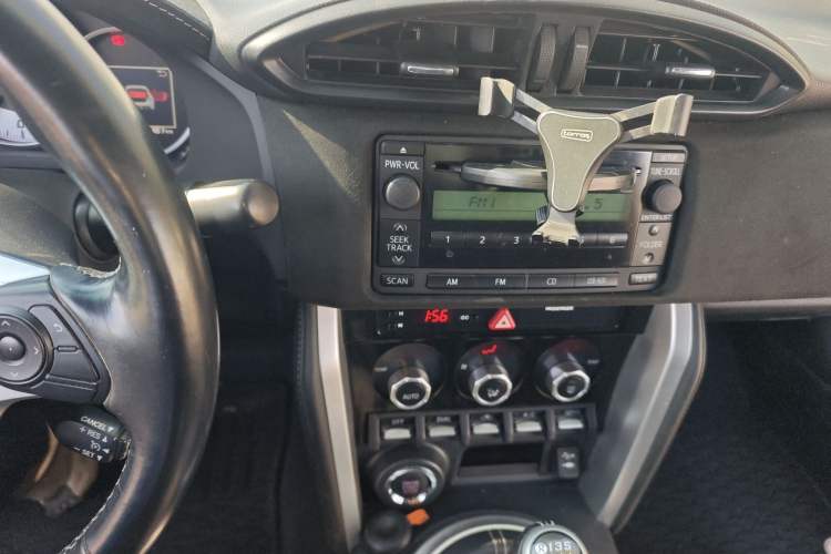 Used Toyota 86 2017 2.0L Manual Luxury Version