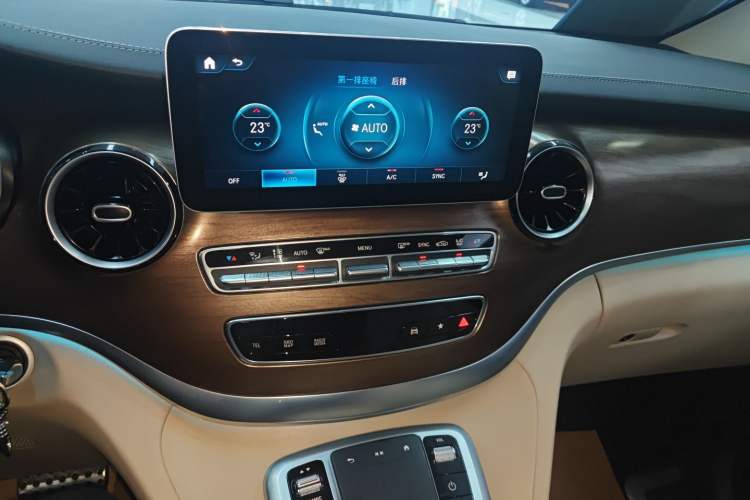 Used Mercedes-Benz V-Class 2021 V 260 L Long-wheelbase Luxury Edition