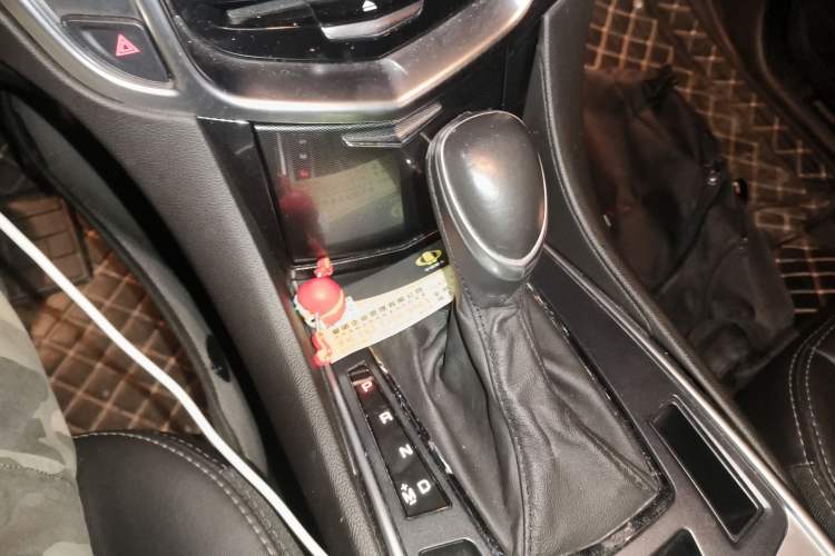 Used Cadillac SRX 2015 3.0L Comfort Version
