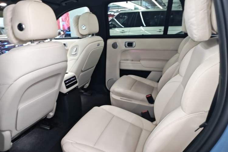 Used Li Auto L9 2022 Max model