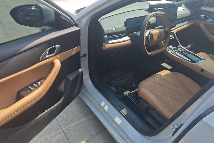 Used Geely Galaxy A7 2025 Model EM-i 70km Luxury Edition