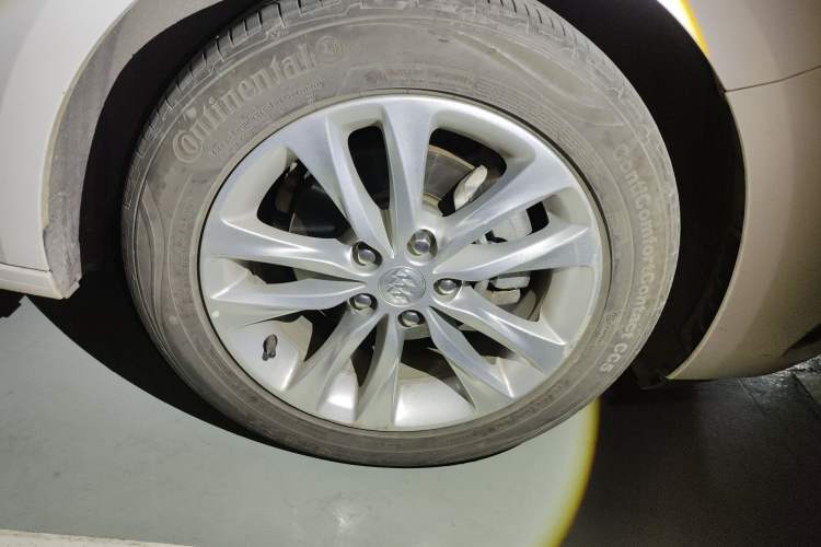 Used Buick Verano 2018 Sedan 20T Dual-Clutch Elite Model