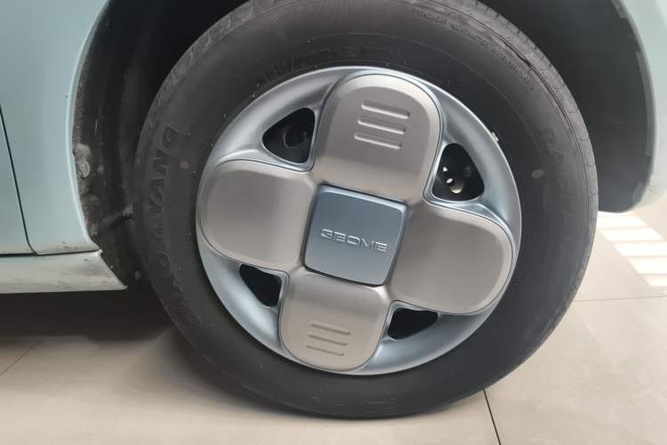 Used Geely Galaxy Panda 2023 Panda Mini 120km Asian Games Edition
