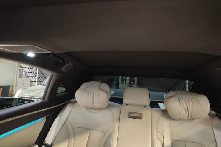 Used Denza Z9 2024 1100 km Four-Wheel Drive Max Version Headliner