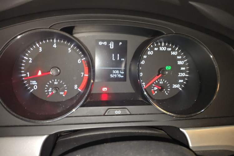 Used Volkswagen Lamando 2017 230TSI DSG Fashion Edition