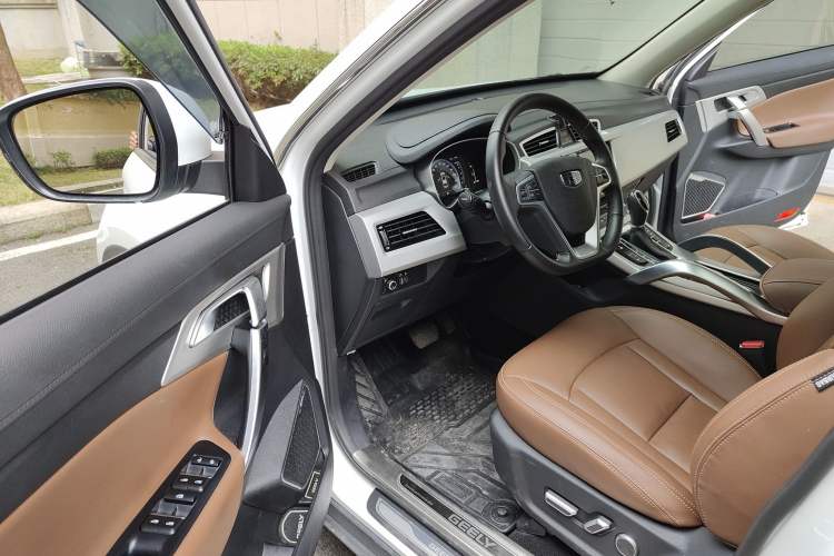 Used Geely Auto Emgrand X7 Sport 2016 1.8TD Automatic ZhiZun Version