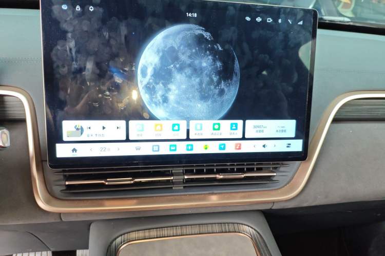 Used Dongfeng eπ eπ008 2024 210Max Range-Extended Version 6 Seats
