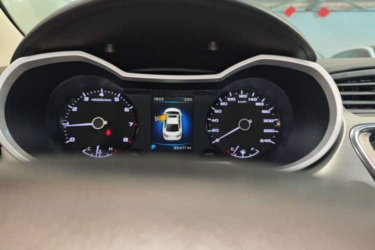 Used Geely Auto Emgrand GL 2017 1.8L DCT Elite Model
