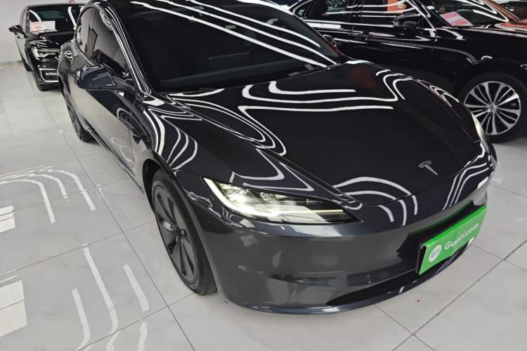 Used Tesla Model 3 2023 Long-Range All-Wheel-Drive Version
