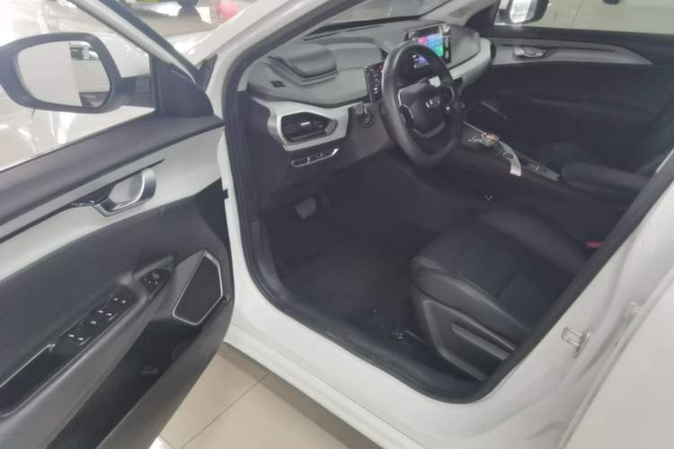 Used Geometry A 2024 410KM Travel Edition
