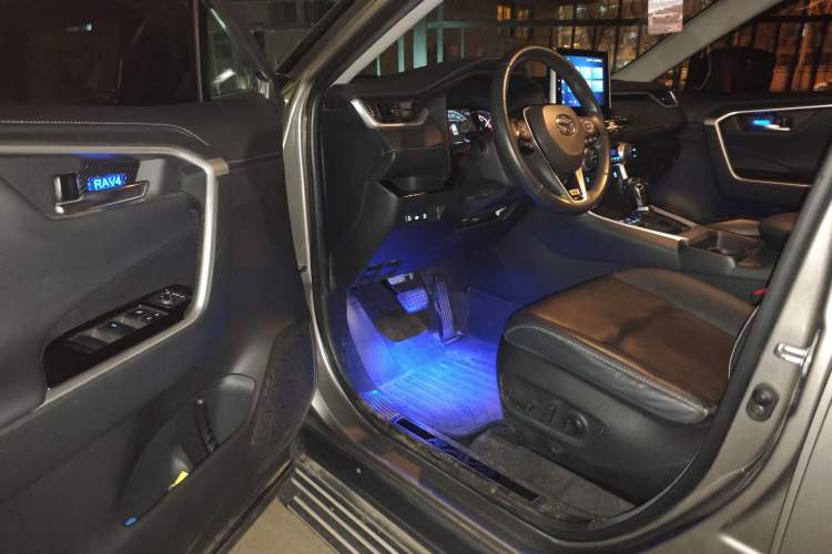 Used Toyota RAV4 2022 2.0L CVT Two-Wheel Drive Fashion Plus Edition