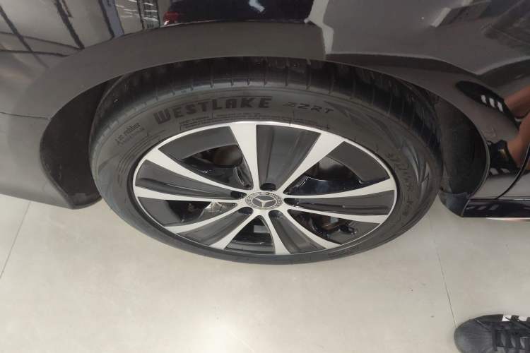 Used Mercedes-Benz E-Class New Energy 2022 Second Facelift E 350 e L Plug-in Hybrid Sports Sedan
