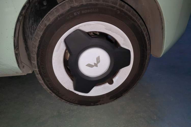 Used Wuling Hongguang MINIEV 2021 Macaron Fashion Model Lithium Iron Phosphate