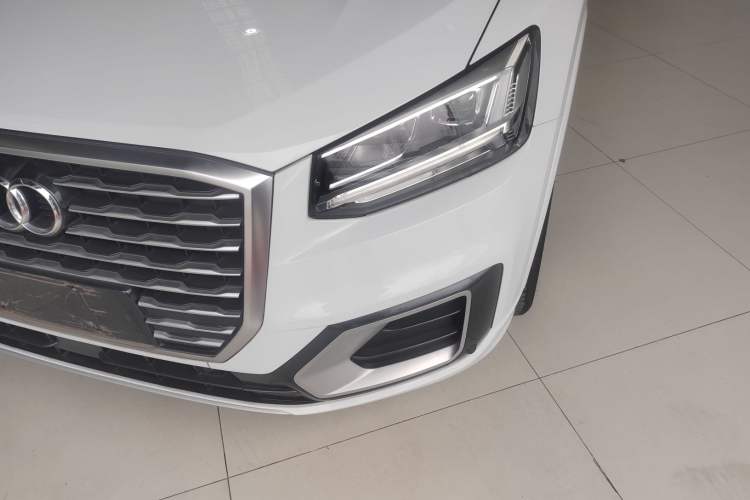 Used Audi Q2L 2018 35 TFSI Luxury Prestige Version China VI
