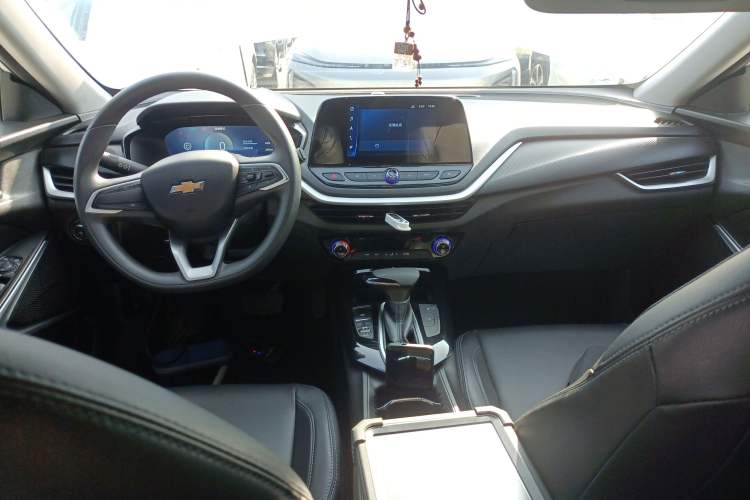 Used Chevrolet Menlo 2023 Star Enjoyment Version Plus Center Console