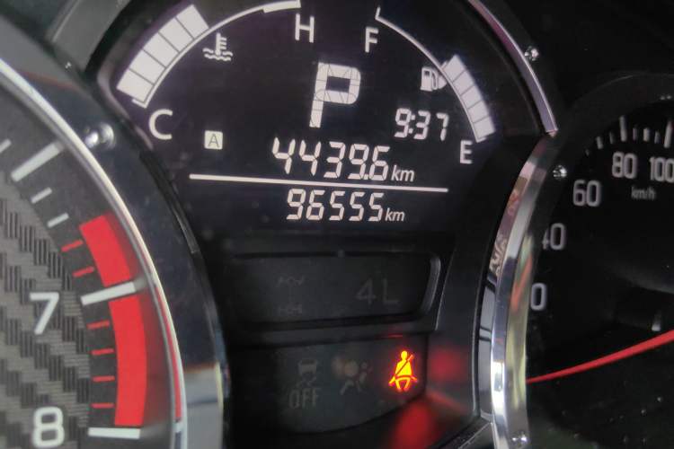 Used Suzuki Jimny 2015 1.3 AT Mode3 Navigation Edition
