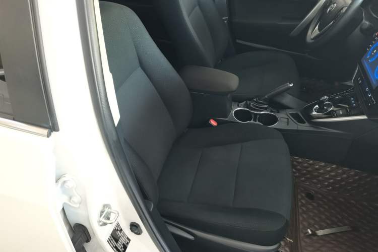 Used Toyota Corolla Hybrid E+ 2019 1.8L E-CVT Leading Edition Right Front Seat