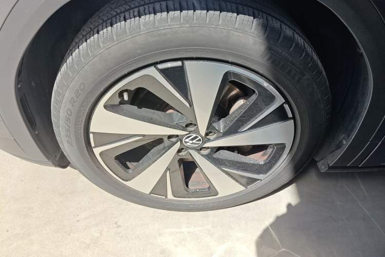 Used Volkswagen ID.6 X 2021 1st Edition ID. First Impression Edition Left Front Wheel Hub