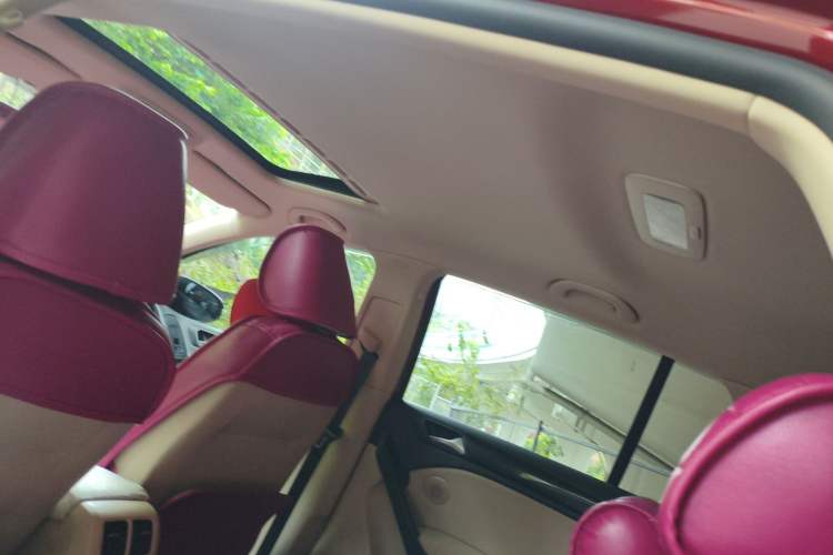 Used Volkswagen Golf 2012 1.4 TSI Automatic Comfort Edition Headliner