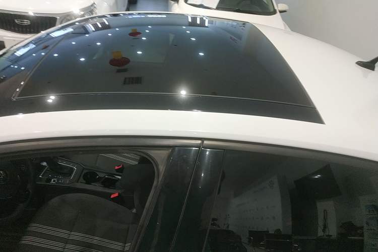 Used Volkswagen Lamando 2017 230TSI DSG Fashion Edition