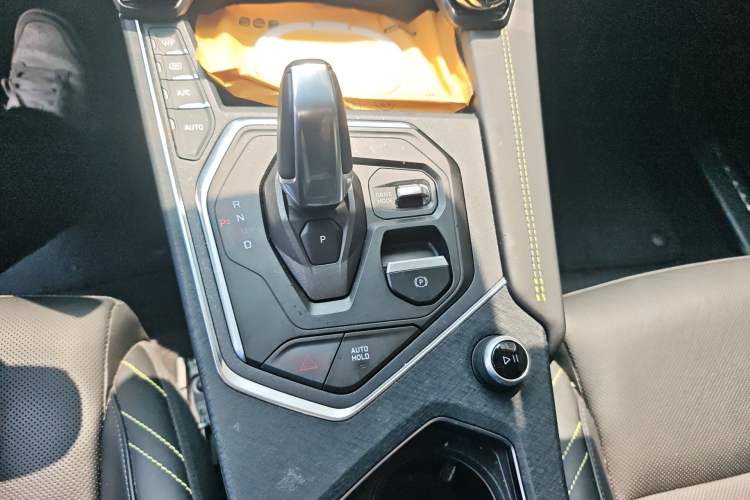 Used Lynk & Co 05 2020 2.0TD Two-Wheel Drive Shine Halo
