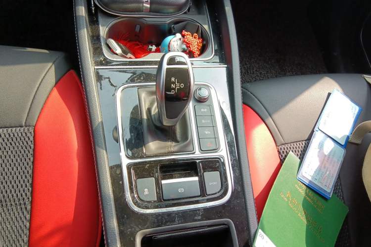 Used BYD Song MAX 2021 Upgraded Model 1.5T Automatic Flagship Version with 6 Seats Gear Lever