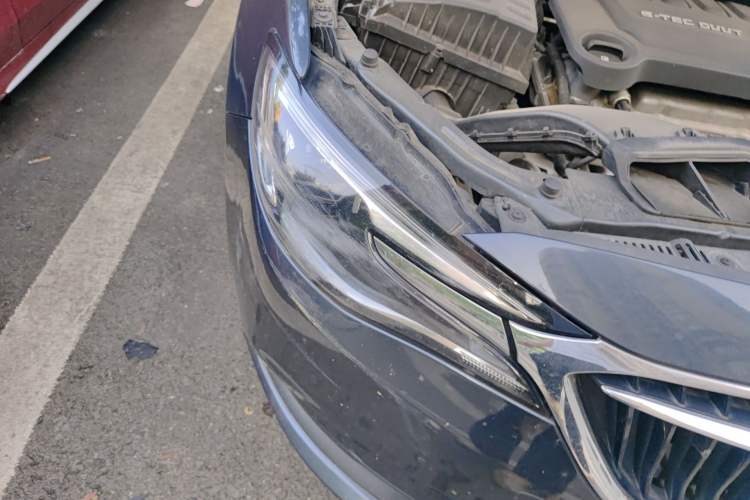 Used Buick GT 2021 Exemplar 1.5L Automatic Elite Version Right Front Headlight