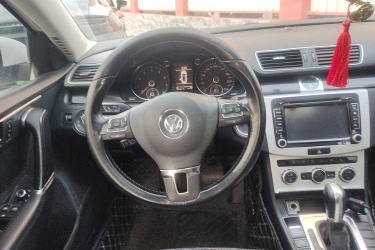 Used Volkswagen Magotan 2012 Revised Version 2.0 TSI Luxury Edition