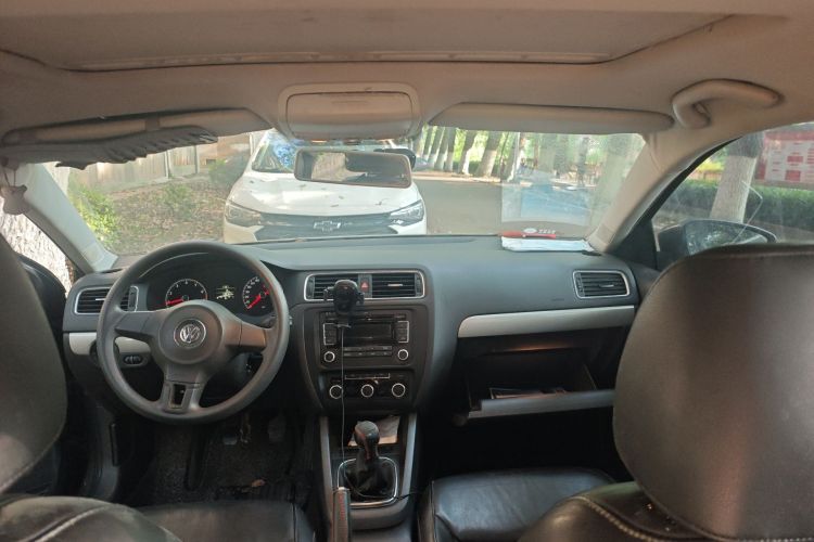 Used Volkswagen Sagitar 2012 1.6L Manual Comfort Model