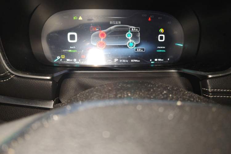 Used Roewe RX5 New Energy 2017 eRX5 50T Hybrid Connected Prestige Flagship Edition
