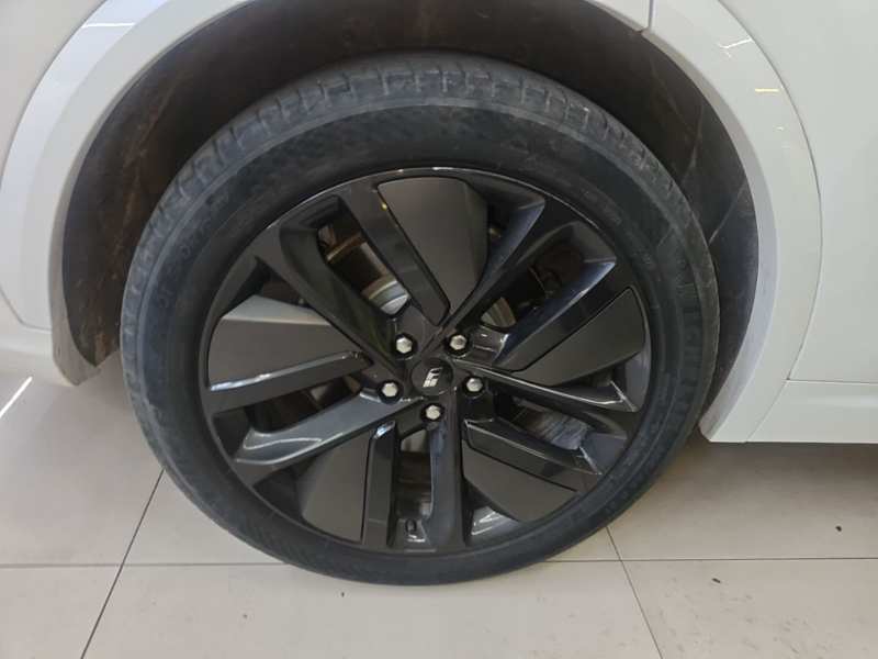 Used Li Auto L7 2023 Pro Model — 25