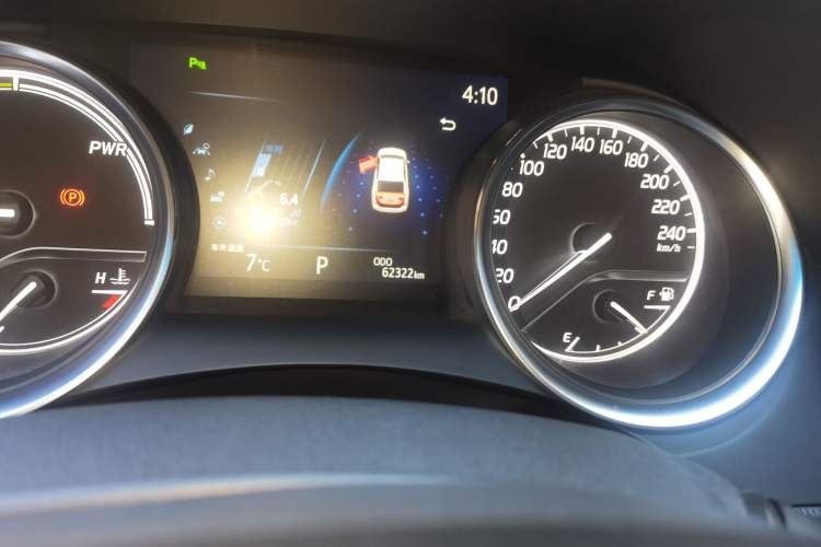 Used Toyota Camry 2019 Revised Version Dual-Engine 2.5 HG Luxury Edition Odometer Close Up