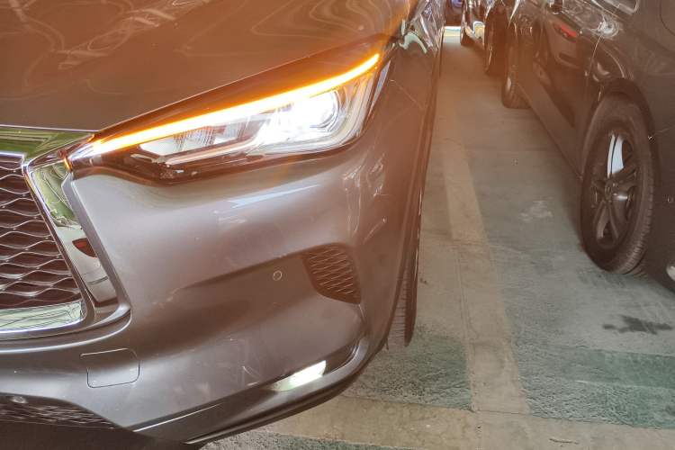 Used Infiniti QX50 2018 2.0T Two-Wheel Drive Fashion Edition