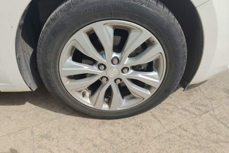 Used Buick GT 2019 15T Dual-Clutch Connected Elite Model China VI
