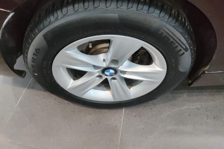 Used BMW 3 Series 2016 316Li Fashion Model Exterior 5