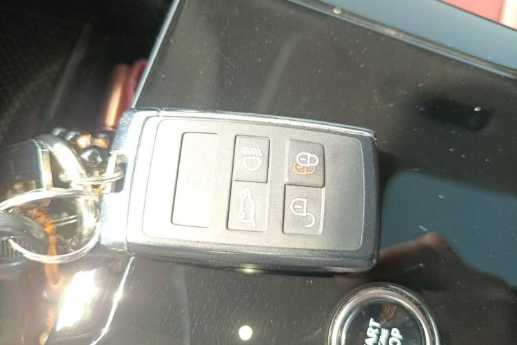 Used Land Rover Range Sport 2024 400PS Dynamic SE Vehicle Key
