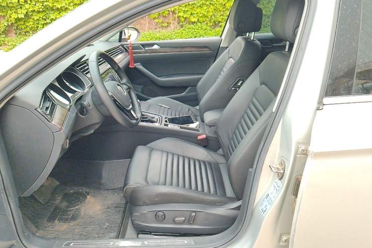 Used Volkswagen Magotan 2019 330TSI DSG Luxury Version China VI Standard